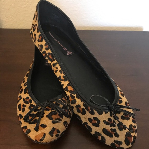 steven leopard flats